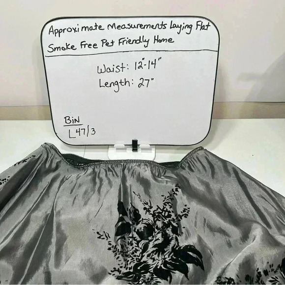 MSK Women's Holiday Party Silver Black Floral Velour A-Line Skirt Size Medium - Picture 15 of 15